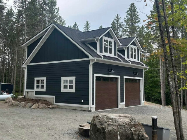 Garage and 2 Bedroom Condo Exterior