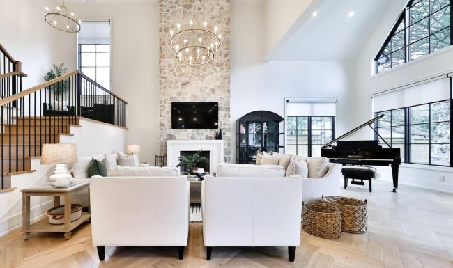 Mississauga Two-Storey Living Room