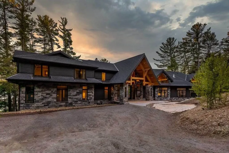 Custom Cottages